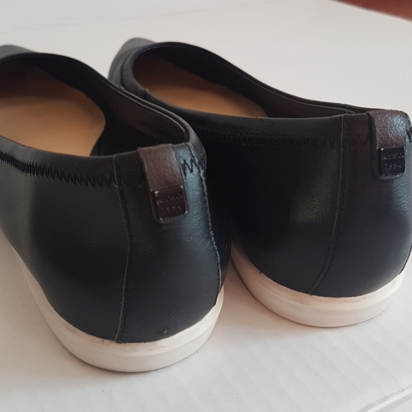 RUDSAK Reynel Black Leather Ballerina Flats - Picture 6 of 10